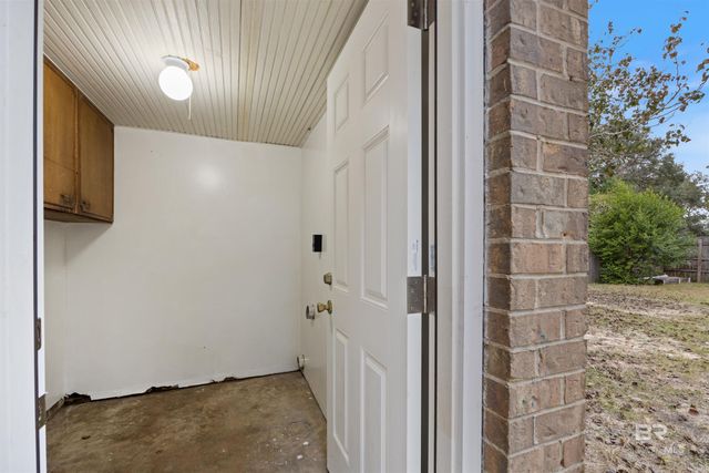 4664 Geneva Drive, Pensacola, FL 32526