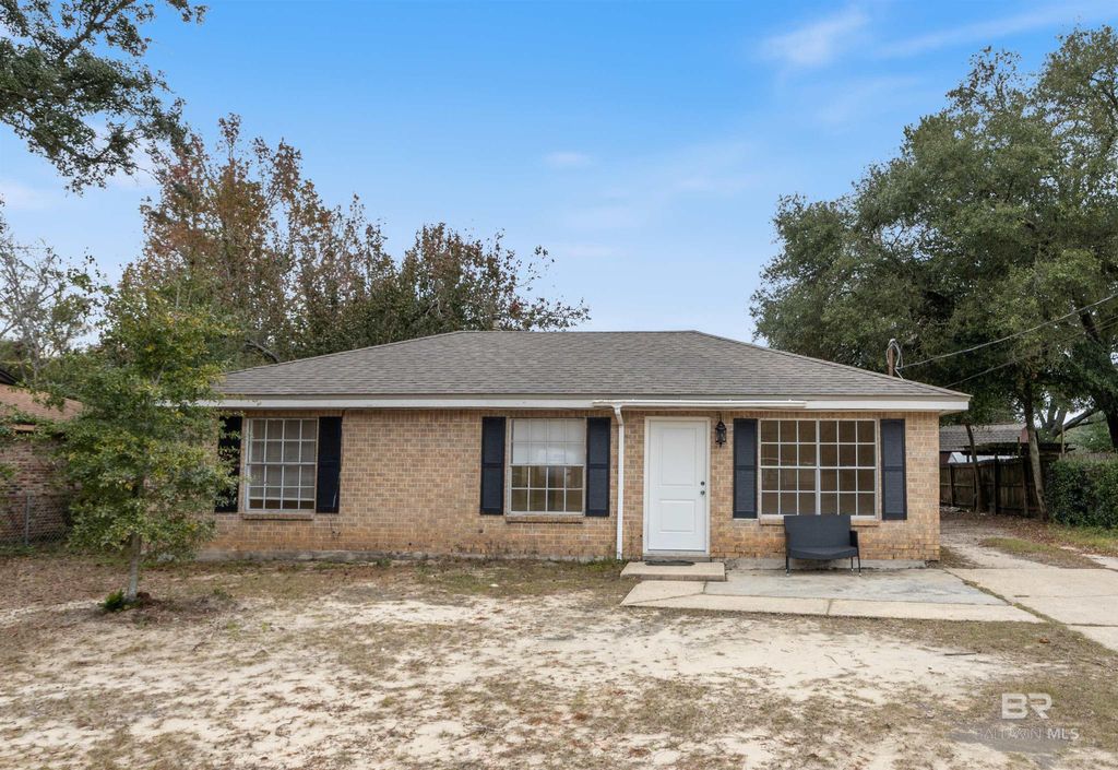 4664 Geneva Drive, Pensacola, FL 32526