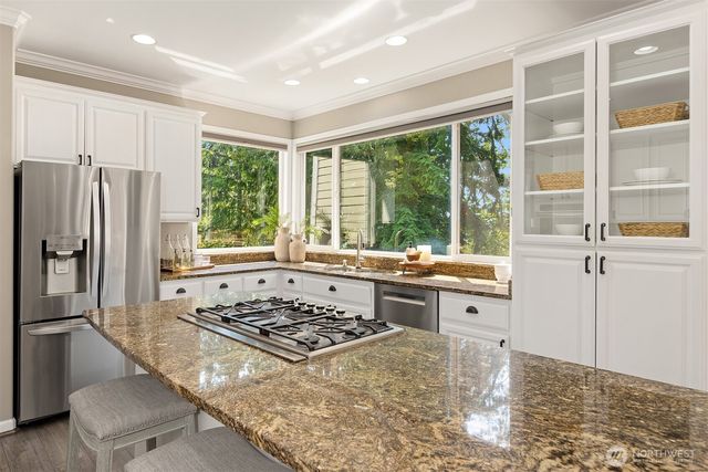26233 SE 162nd Place, Issaquah, WA 98027
