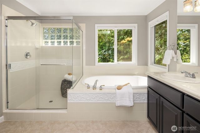 26233 SE 162nd Place, Issaquah, WA 98027