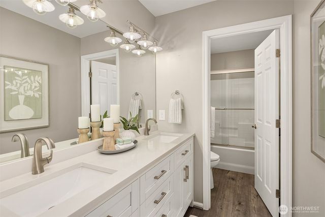 26233 SE 162nd Place, Issaquah, WA 98027