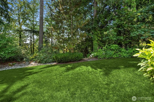 26233 SE 162nd Place, Issaquah, WA 98027