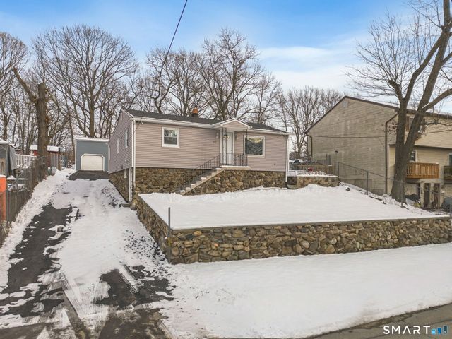 123 Birch Street, Waterbury, CT 06704