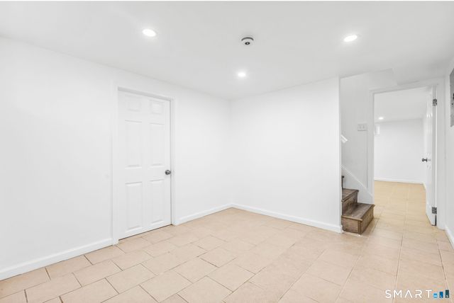 123 Birch Street, Waterbury, CT 06704