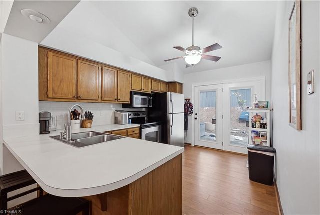 210 Tabor View Lane, Winston-salem, NC 27106