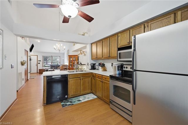 210 Tabor View Lane, Winston-salem, NC 27106