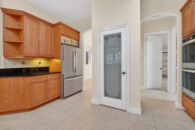 854 SW Saint Tropez Court, Port St. Lucie, Port St Lucie, FL 34986
