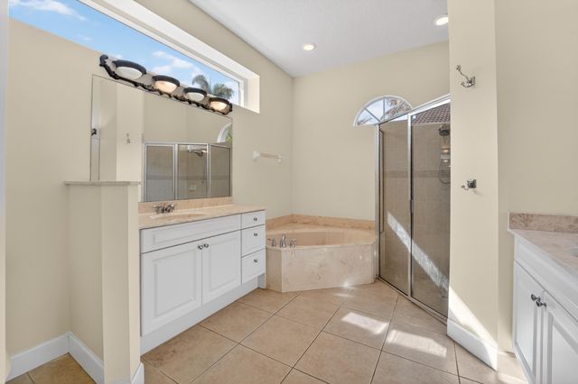854 SW Saint Tropez Court, Port St. Lucie, Port St Lucie, FL 34986