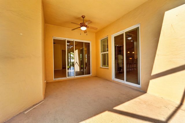 854 SW Saint Tropez Court, Port St. Lucie, Port St Lucie, FL 34986