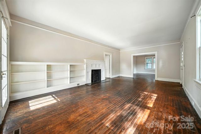 425 W 8th Street, Newton, NC 28658