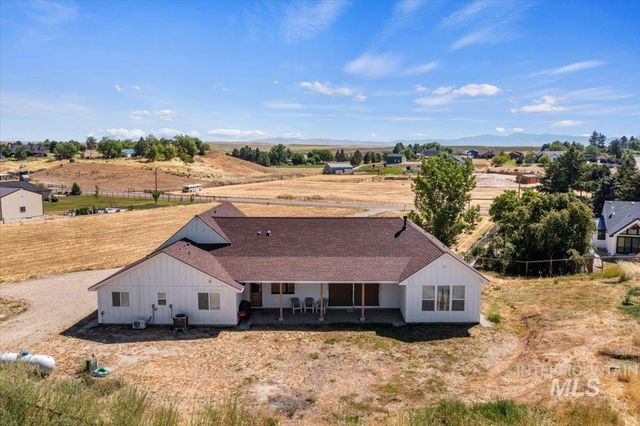 26283 Eric Ln, Middleton, ID 83644