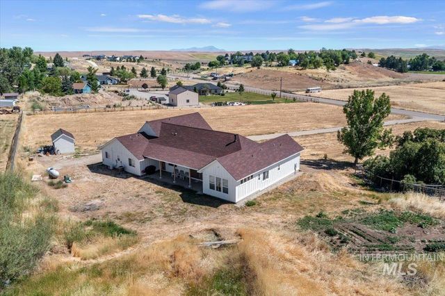 26283 Eric Ln, Middleton, ID 83644