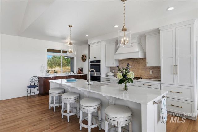 26283 Eric Ln, Middleton, ID 83644