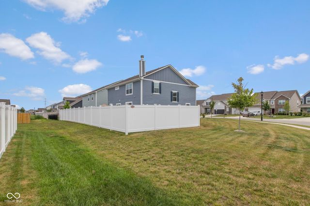 5636 Cherrywood Lane, Mccordsville, IN 46055
