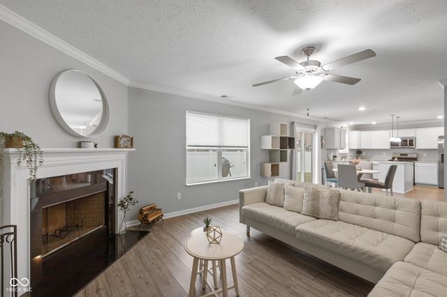 5636 Cherrywood Lane, Mccordsville, IN 46055