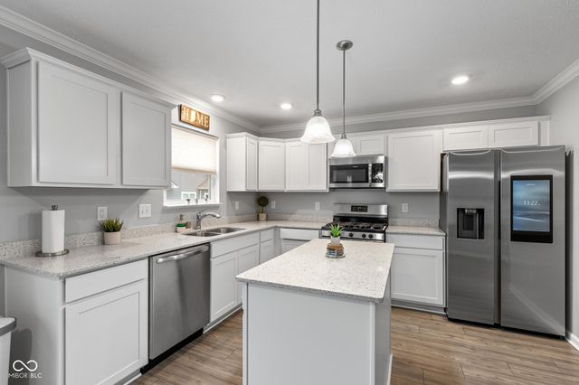 5636 Cherrywood Lane, Mccordsville, IN 46055