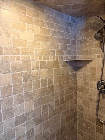 31 Bradford Street 1, Bristol, RI 02809