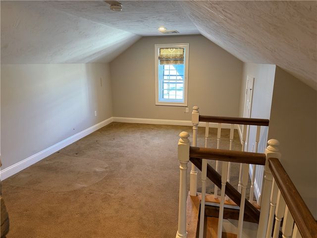 31 Bradford Street 1, Bristol, RI 02809