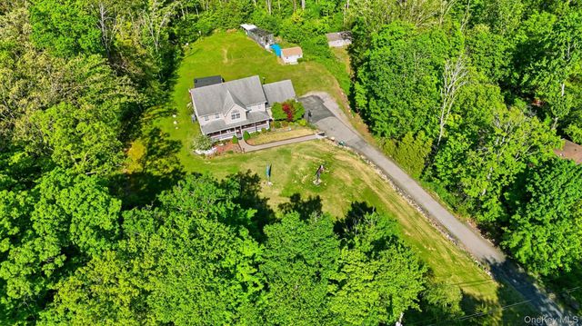 185 Penaluna Road, Monroe, NY 10950
