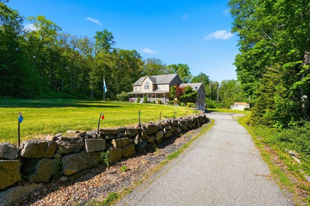 185 Penaluna Road, Monroe, NY 10950