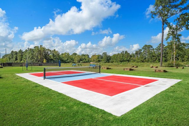 1890 Redwood Lane, Dayton, TX 77535