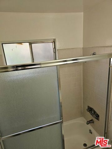 1855 S Victoria Avenue 1 & 2, Los Angeles, CA 90019