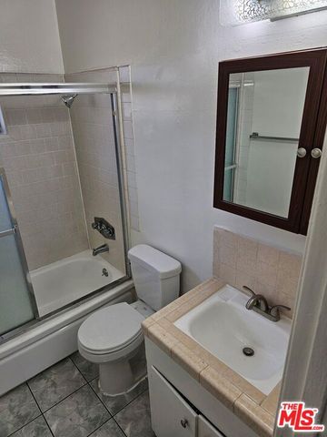 1855 S Victoria Avenue 1 & 2, Los Angeles, CA 90019