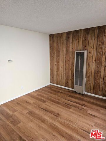 1855 S Victoria Avenue 1 & 2, Los Angeles, CA 90019