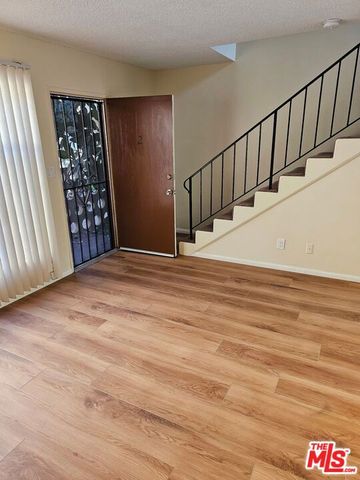 1855 S Victoria Avenue 1 & 2, Los Angeles, CA 90019