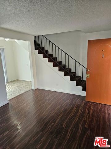 1855 S Victoria Avenue 1 & 2, Los Angeles, CA 90019