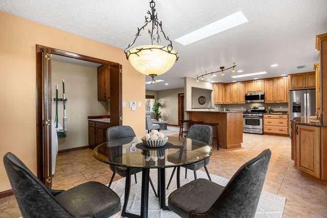 709 Stagecoach Road SE, Albuquerque, NM 87123