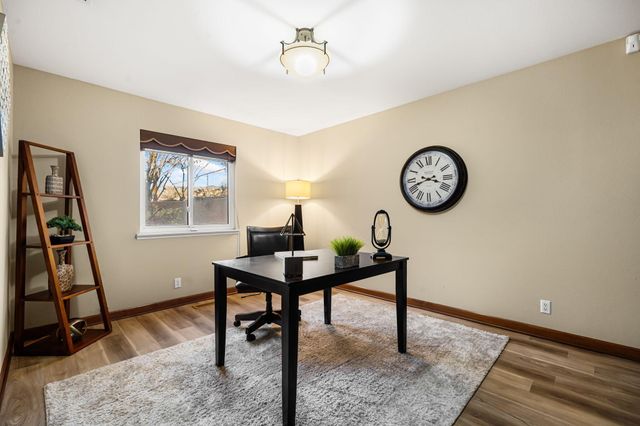 709 Stagecoach Road SE, Albuquerque, NM 87123