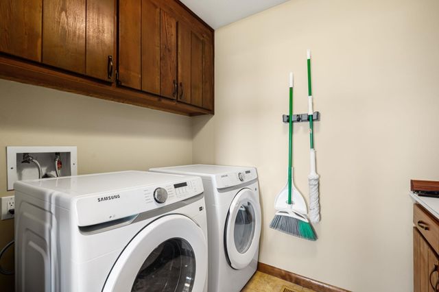 709 Stagecoach Road SE, Albuquerque, NM 87123