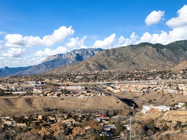 709 Stagecoach Road SE, Albuquerque, NM 87123