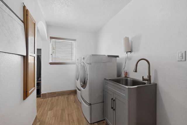 11300 Holly Avenue NE, Albuquerque, NM 87122