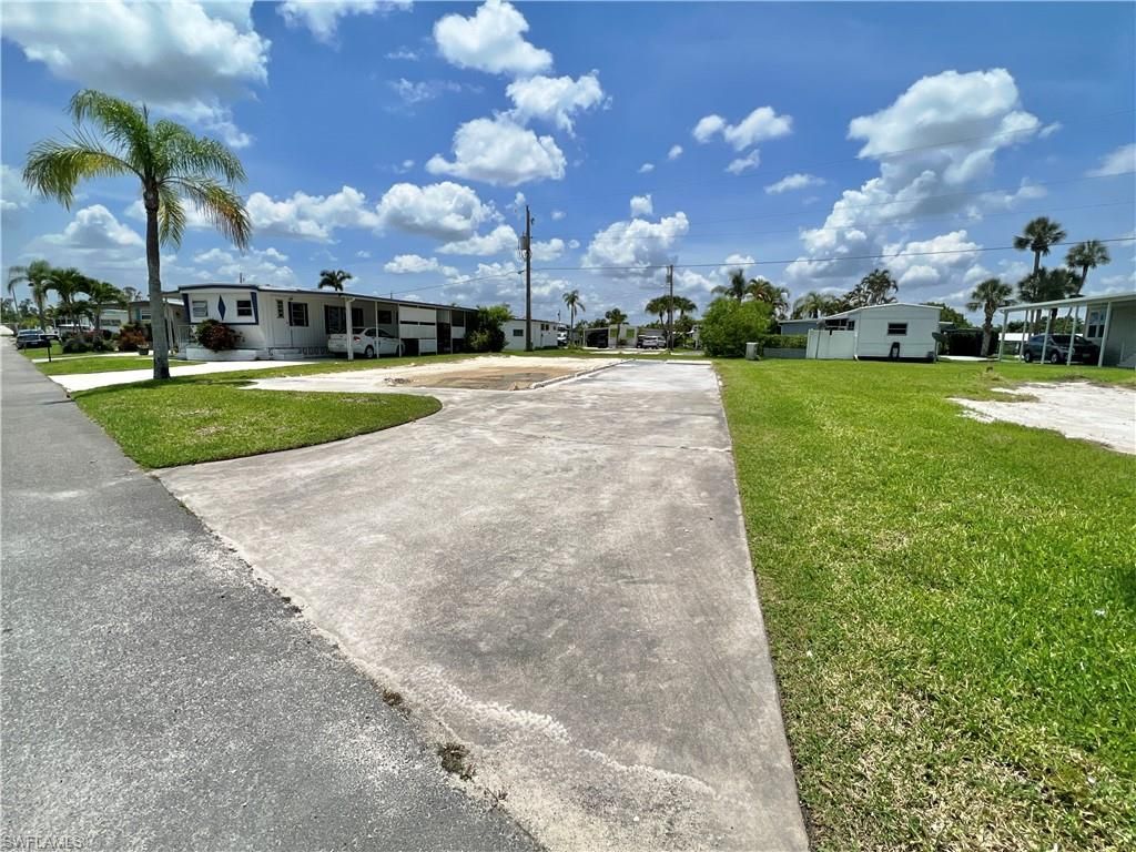 147 Orange Harbor DR, FORT MYERS, FL 33905 — exterior