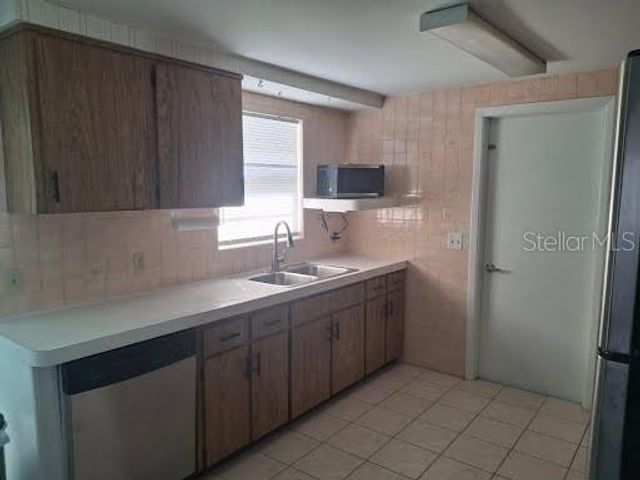 8724 SABAL WAY, Port Richey, FL 34668