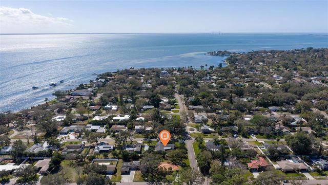 153 58TH AVENUE S, St Petersburg, FL 33705