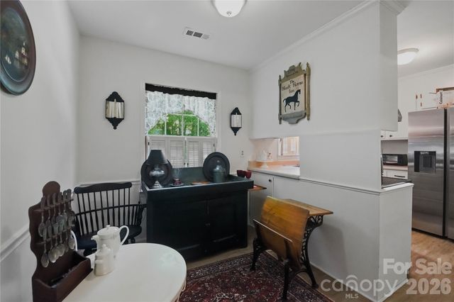 7626 Winterset Drive, Charlotte, NC 28270
