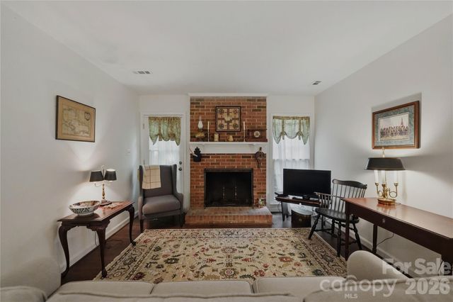 7626 Winterset Drive, Charlotte, NC 28270