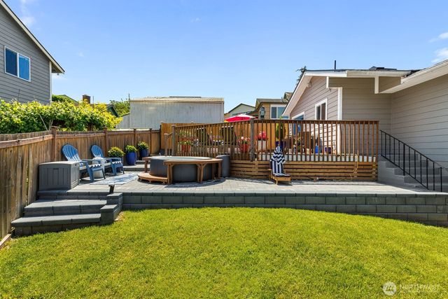 10038 59th Ave S, Seattle, WA 98178