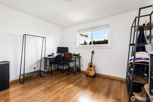 10038 59th Ave S, Seattle, WA 98178
