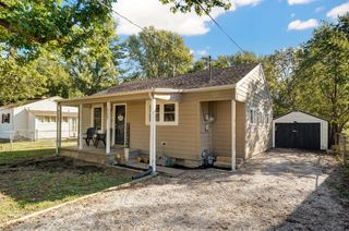 1122 North Brown Avenue, Springfield, MO 65802