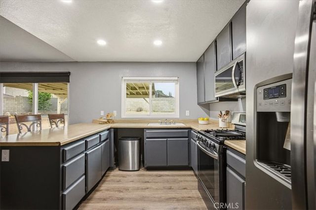 2575 Mimosa Drive, San Bernardino, CA 92407