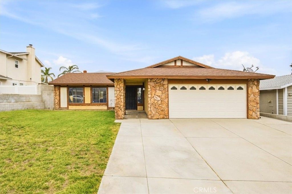 2575 Mimosa Drive, San Bernardino, CA 92407