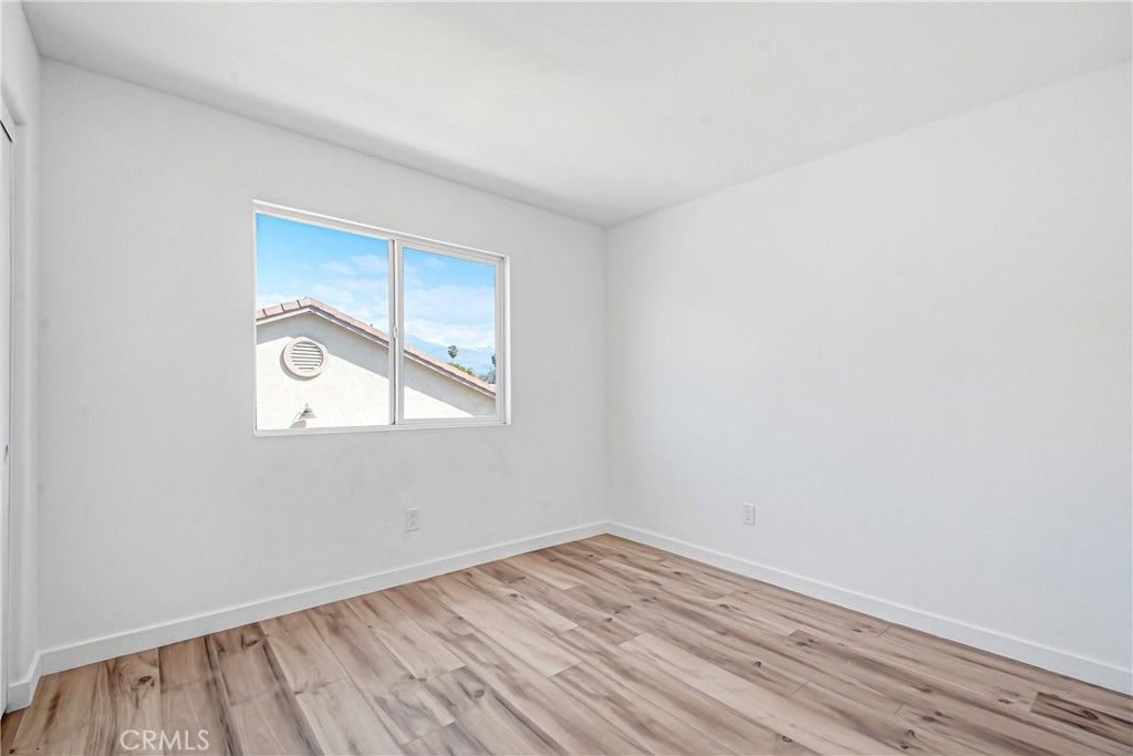 Image 13 of property listing at 812 Early Dawn, San Jacinto, CA 92582