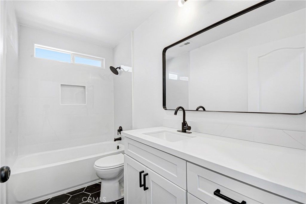 Image 15 of property listing at 812 Early Dawn, San Jacinto, CA 92582