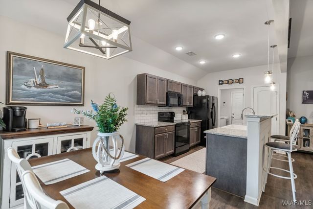 95 Bristol Lane, Wetumpka, AL 36092