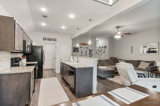 95 Bristol Lane, Wetumpka, AL 36092