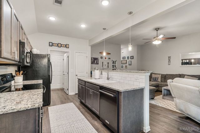 95 Bristol Lane, Wetumpka, AL 36092